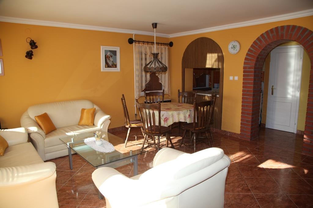 Edina Apartman Zalakaros Kamer foto
