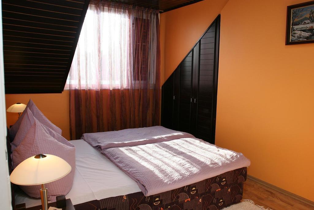 Edina Apartman Zalakaros Kamer foto